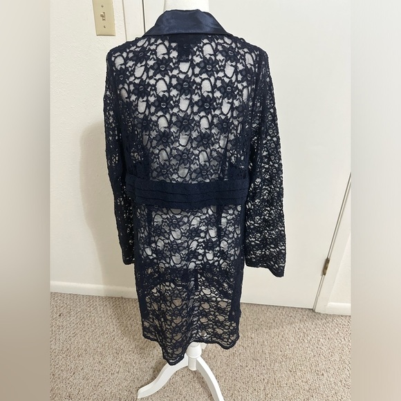 Susan Graver Navy Sheer Lace Button Front Tunic Blouse Sz PXL - Picture 4 of 7